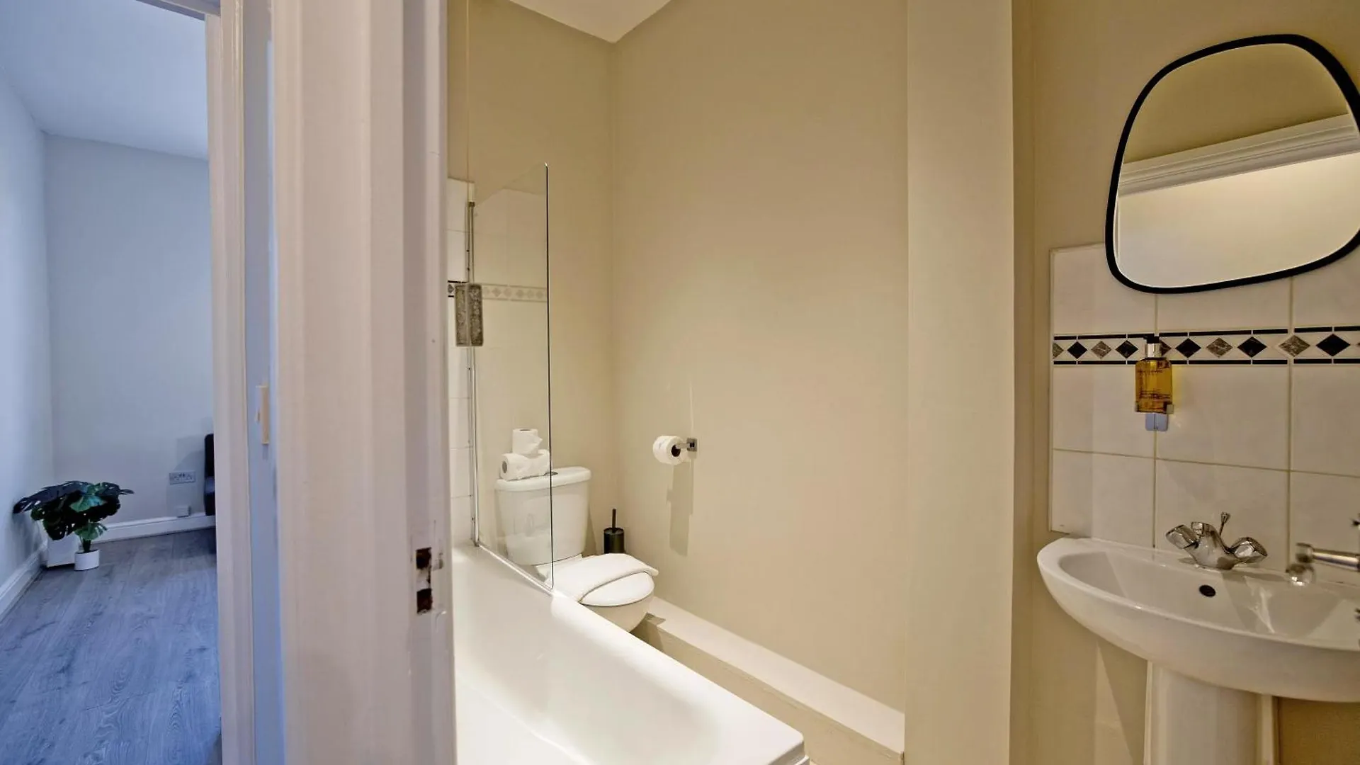 Imperial Barking Road Apartments London