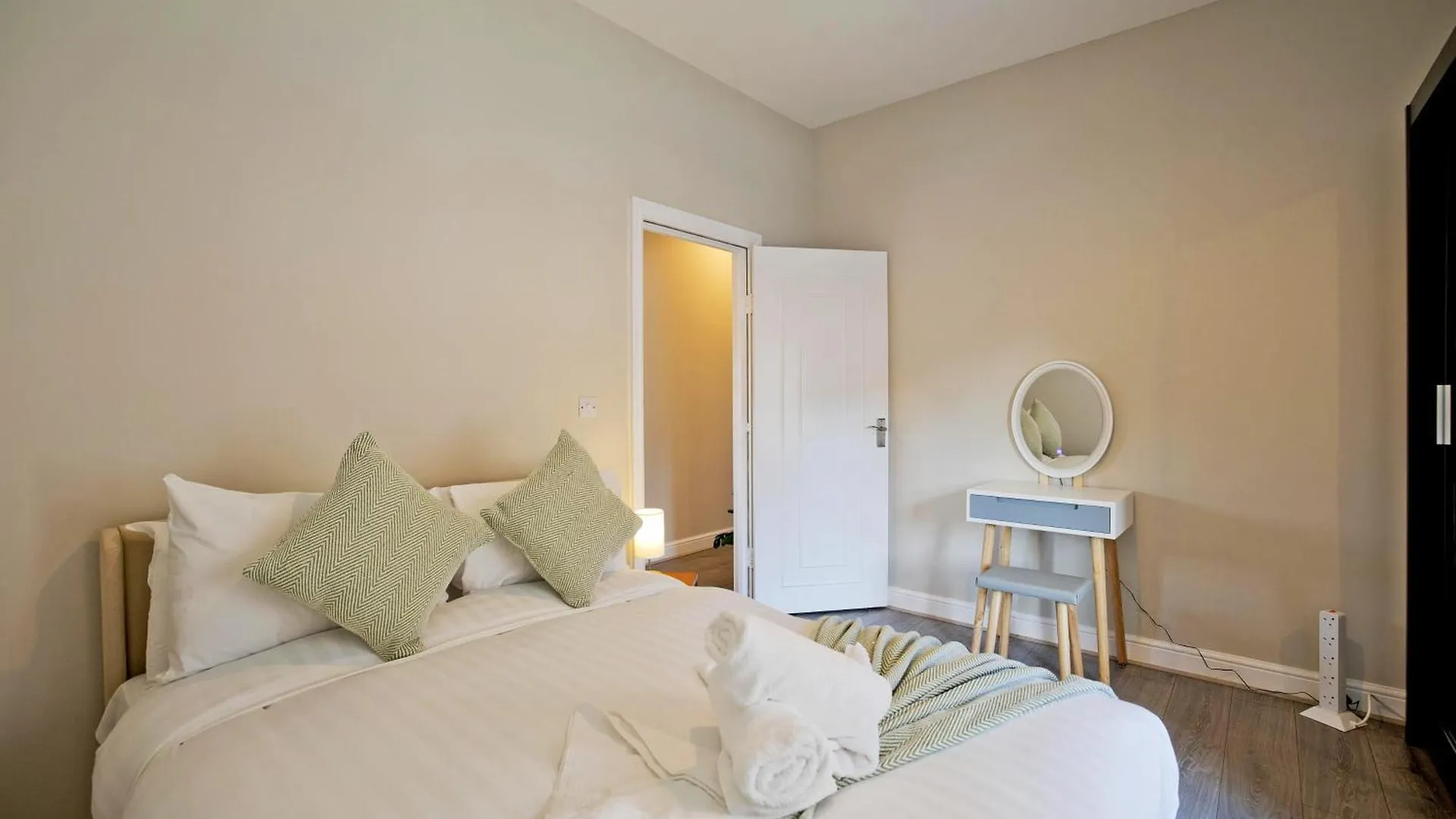 Imperial Barking Road Apartments London