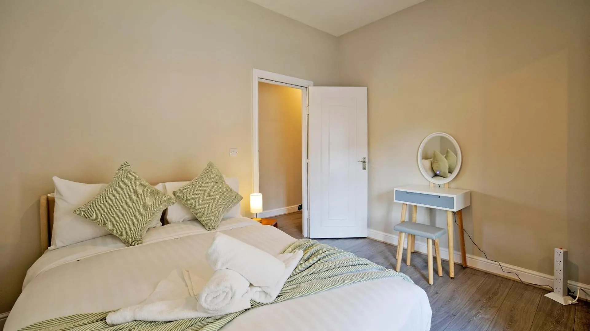 Imperial Barking Road Apartments London