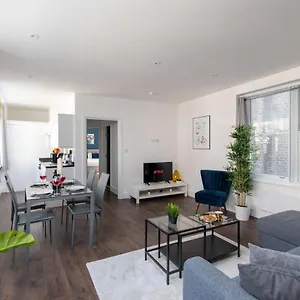 Homely - Liverpool Street Appartement