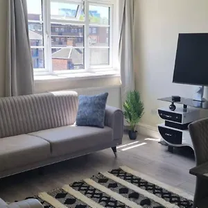 Stylish & Cozy 2-bedroom Flat In Hoxton & Shoreditch Appartement