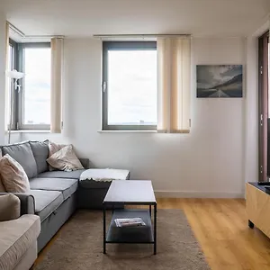Apartament Air - Shadwell - Great Transport Links, Londyn