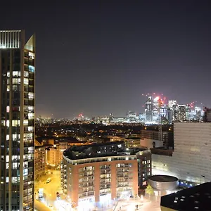 Central With Stunning Views Londres